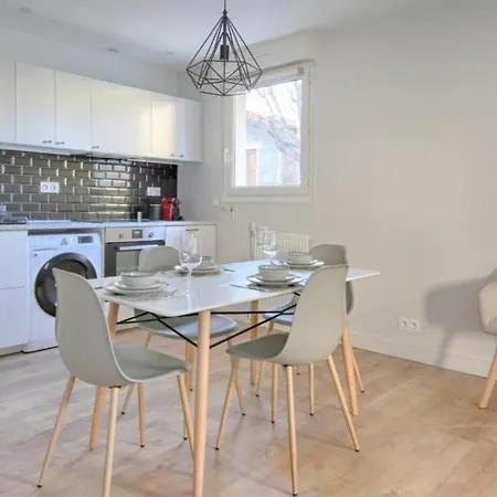 Apartment Le Carre Vitriot Near Paris